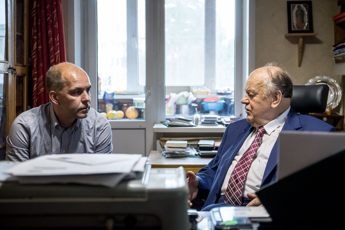 Бывший президент Белоруссии дал интервью Postimees в своей квартире в Минске.