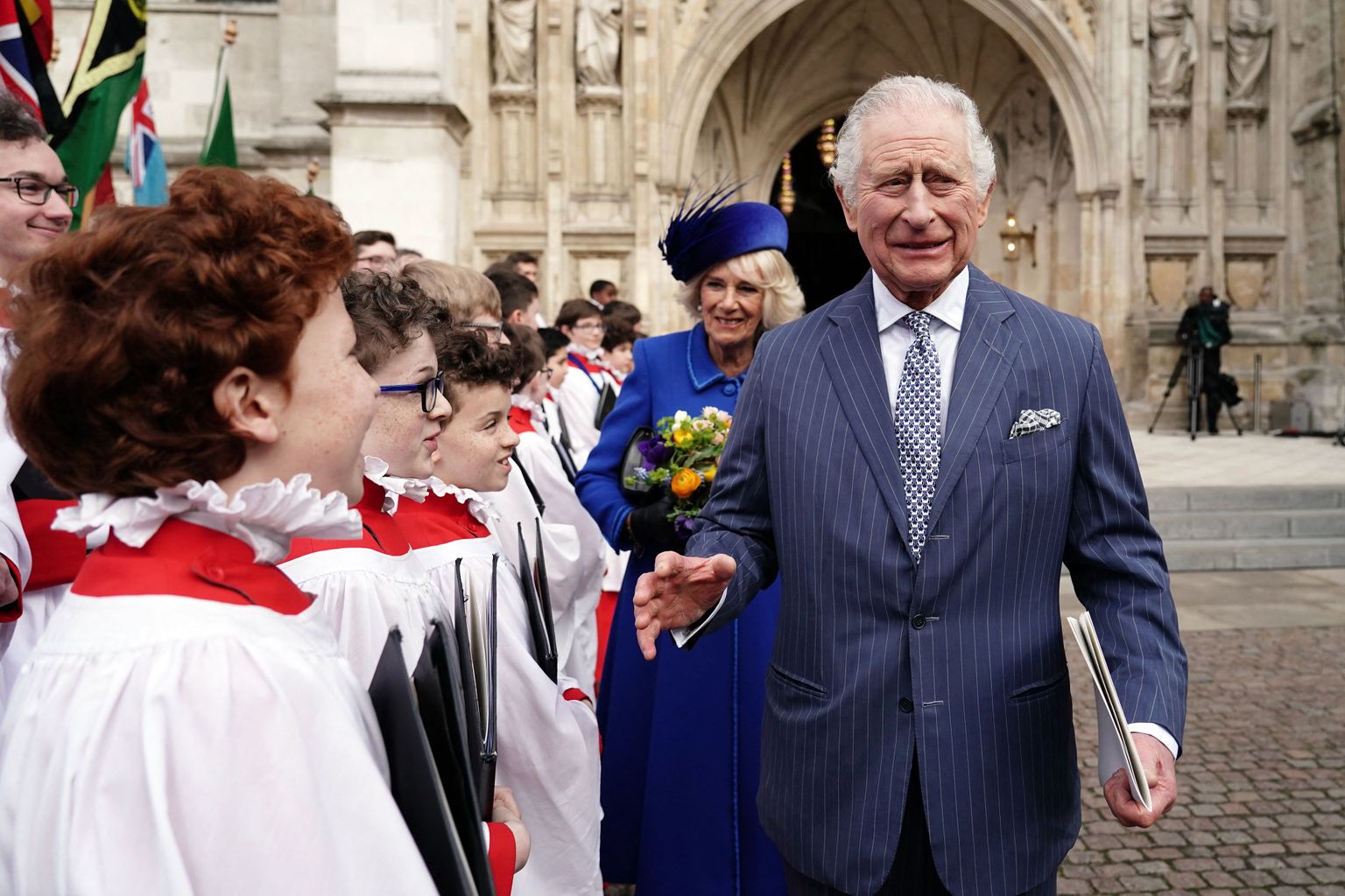 Suurbritannia kuningas Charles III abikaasa Camillaga.
