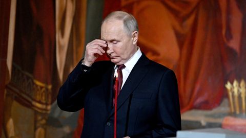 NAVALNÕI FONDI SALAVIDEO ⟩ Putini Musta mere äärne loss on valminuna nagu tsaaripalee
