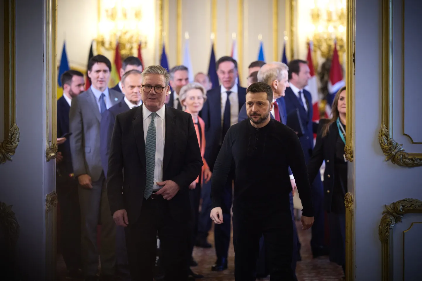 Euroopa liidrid kohtusid pühapäeval Londonis, et arutada Ukraina jätkuvat toetamist ja sõja lõpetamist. 2. märts 2025.