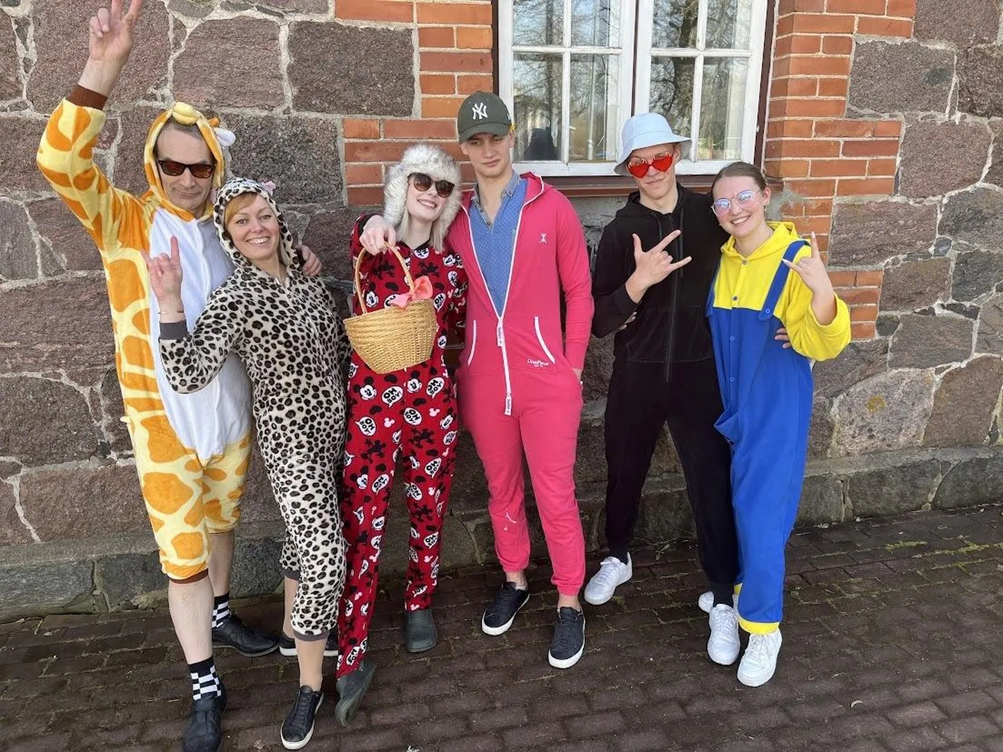 Seiklusele olid oodatud kostümeeritud meeskonnad, mis lisas päevale värvi.