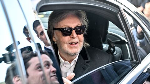 Paul McCartney meenutab nooruspõlve uljust: panime ükskord trummariga hotellitoas kondoomi põlema
