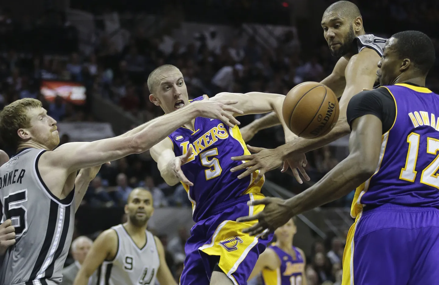 Los Angeles Lakersi ja San Antonio Spursi teine kohtumine.
