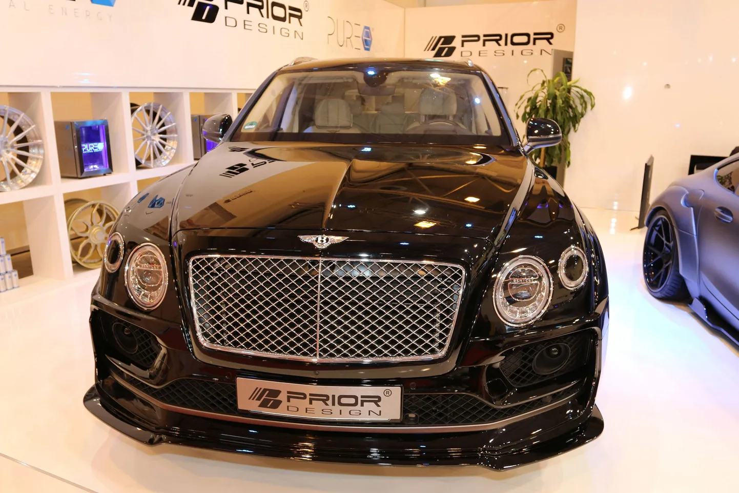 Bentley Bentayga. Foto on illustreeriv.
