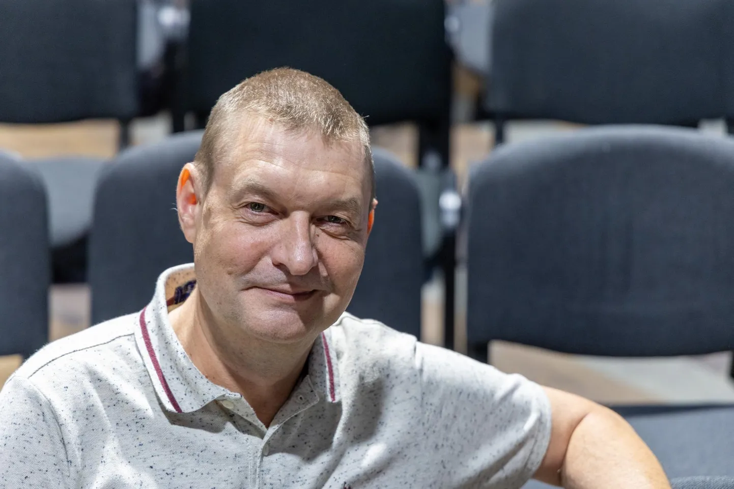Raivo E. Tammest saab näidendis metsavend Ruuben Lambur.