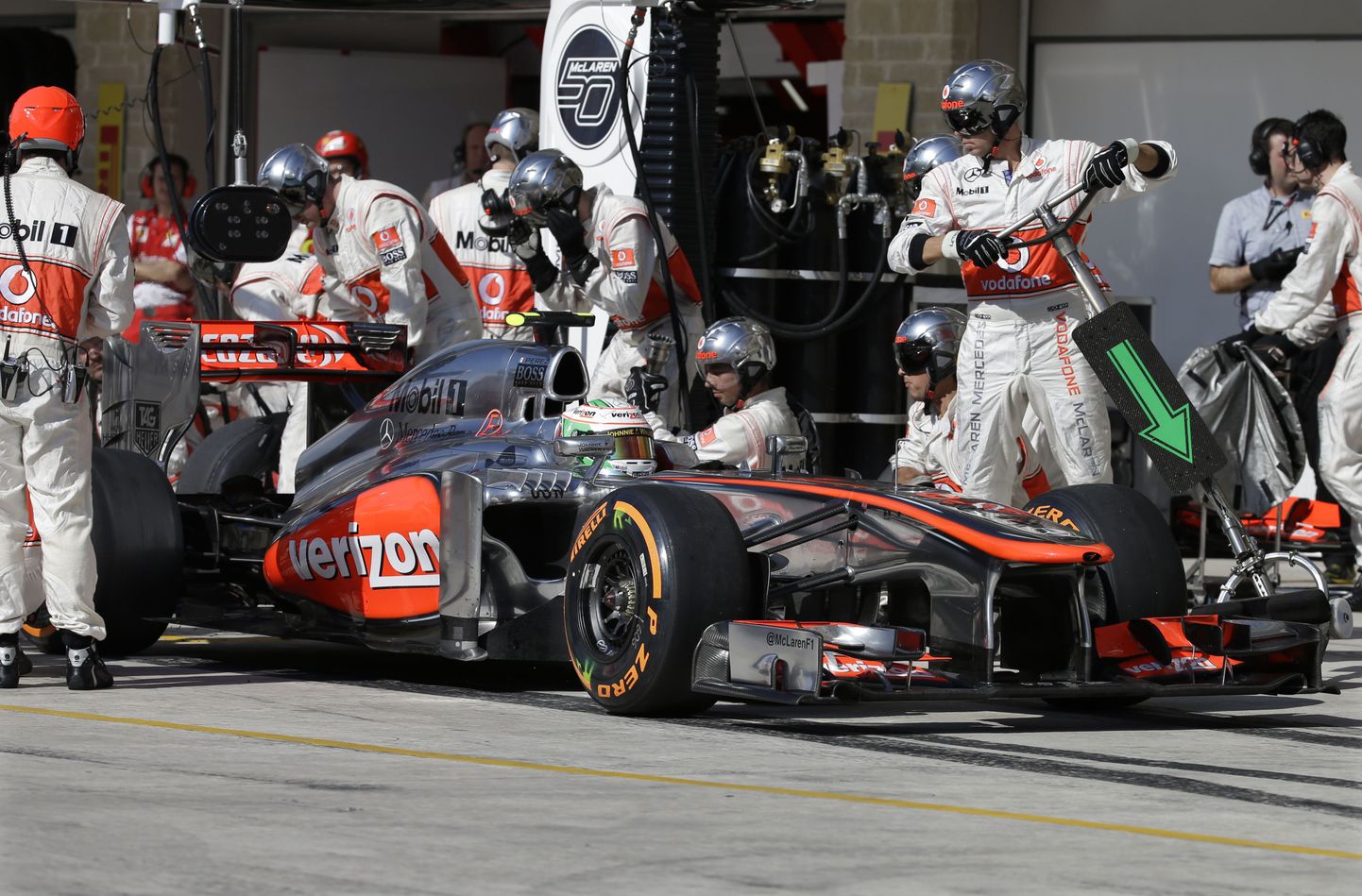 McLareni meeskond, Sergio Perezi boksipeatus USA etapil.