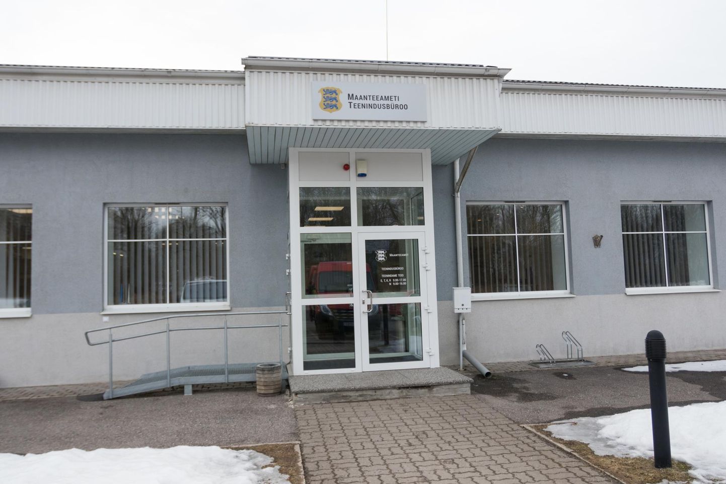 Maanteeameti teenindusbüroo Viljandis Pargi tänaval