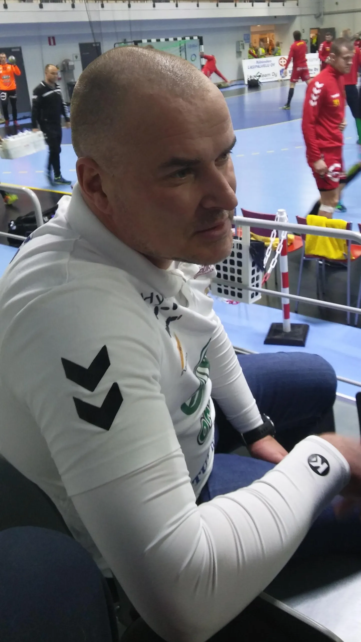 Paavo Nelke.