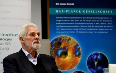 Klaus Hasselmann Max Plancki Instituudis pärast Nobeli preemia saamist.