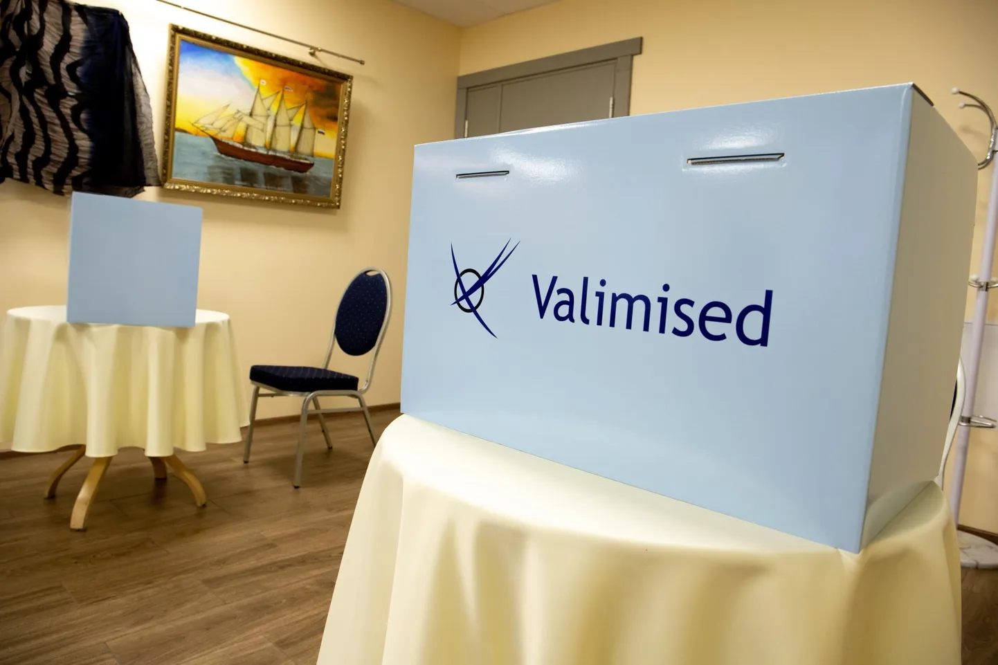 Kandideerimisõigus on igal hääleõiguslikul Eesti ja Euroopa Liidu kodanikul, kes kandidaatide registreerimise viimaseks päevaks on saanud 18aastaseks