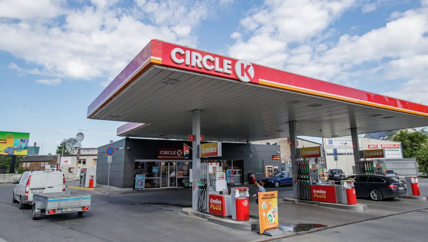 Заправка Circle K.