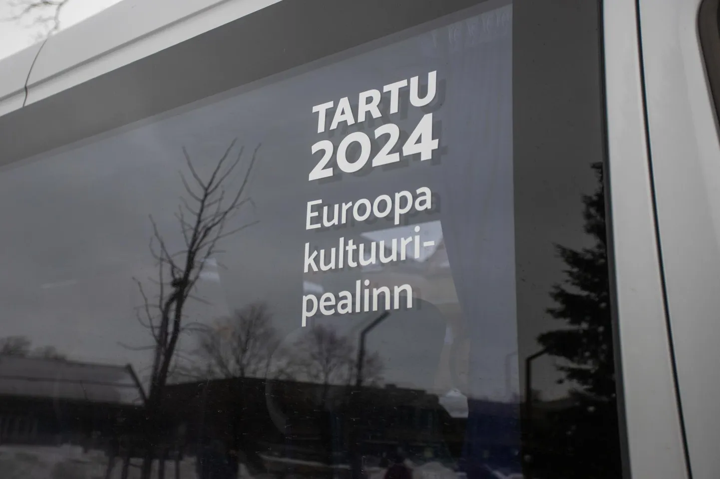 Tartu 2024. lepingu allkirjastamine toimus esmaspäeval tuuri korras bussiga.