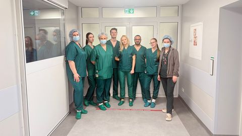 VIDEO ⟩ Kā Stradiņos noritēja augstās sarežģītības galvas smadzeņu operācija