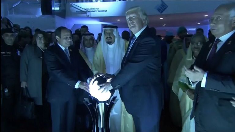USA president Donald Trump, Egiptuse presidendi Abdel Fattah Khalil el-Sisi ja Saudi Araabia kuningas Salman