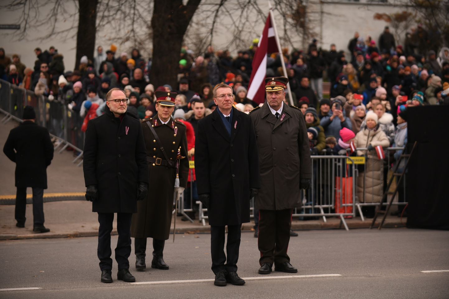 Эдгар Ринкевич во время военного парада 18 ноября