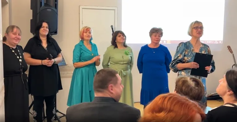 KOJA TEGEVMEESKOND: (vasakult) Kersti Nuut, Veronica Altmäe, Sirje Mändmaa, Marju Saar, Aita Ivanov ja Veronika Allas. Pildilt puudub Mati Peling.