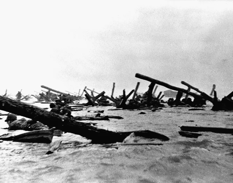 USA sõdurid 6. juunil 1944 Prantsusmaal Normandias Omaha rannavees