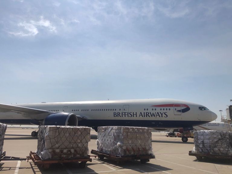 British Airwaysi lennuk Hiinast pärit tervishoiuvarustusega.