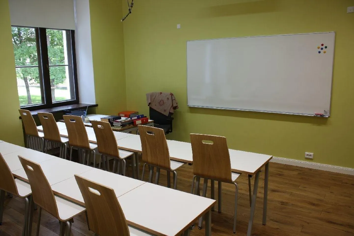 Häid õpetajaid jagus lõppeval õppeaastal kindlasti igasase klassiruumi. Kes võiks aga pälvida Viljandi aasta õpetaja tiitli?