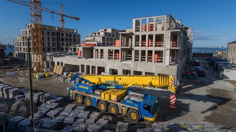 Зарплаты в конвертах в строительном секторе: государство недосчиталось более пяти миллионов евро
