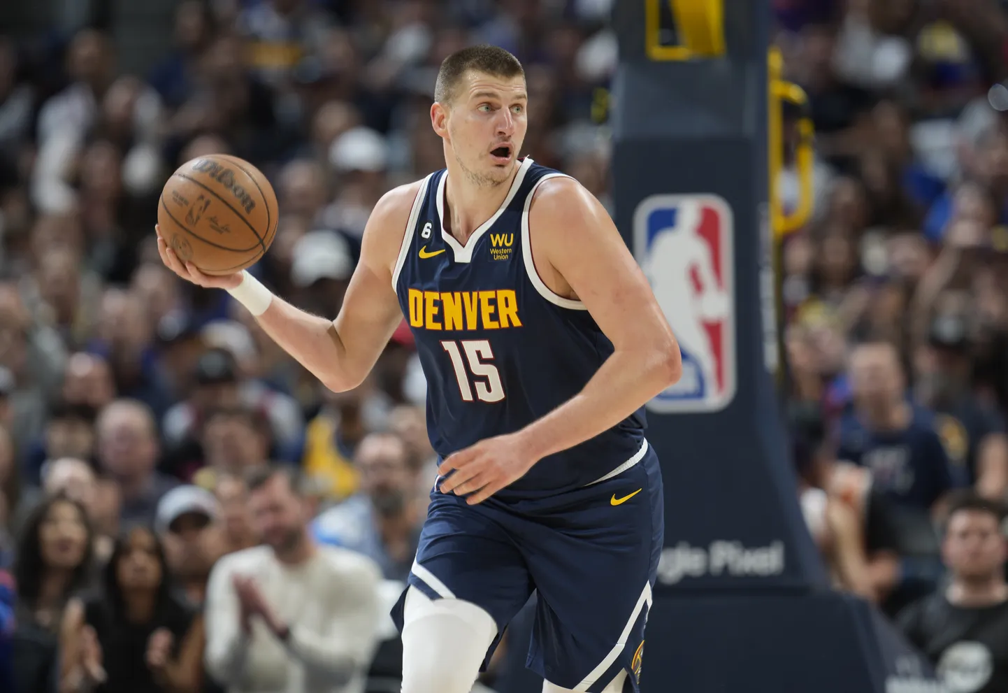 NBA zvaigzne Nikola Jokičs