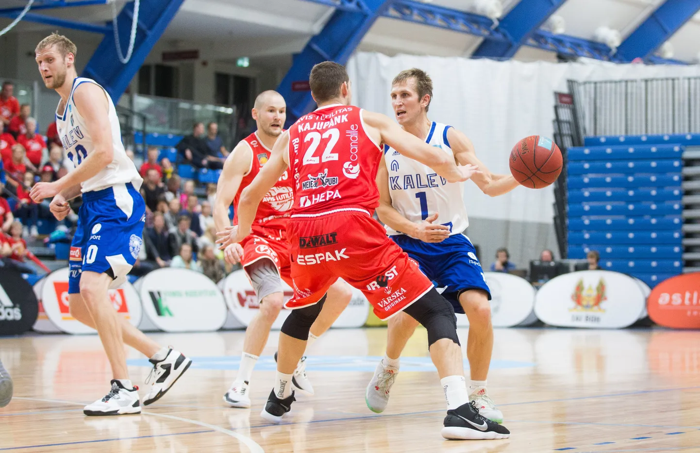 Kristo Saage Kalevi kolme nädala taguses kaotusmängus Rapla vastu.