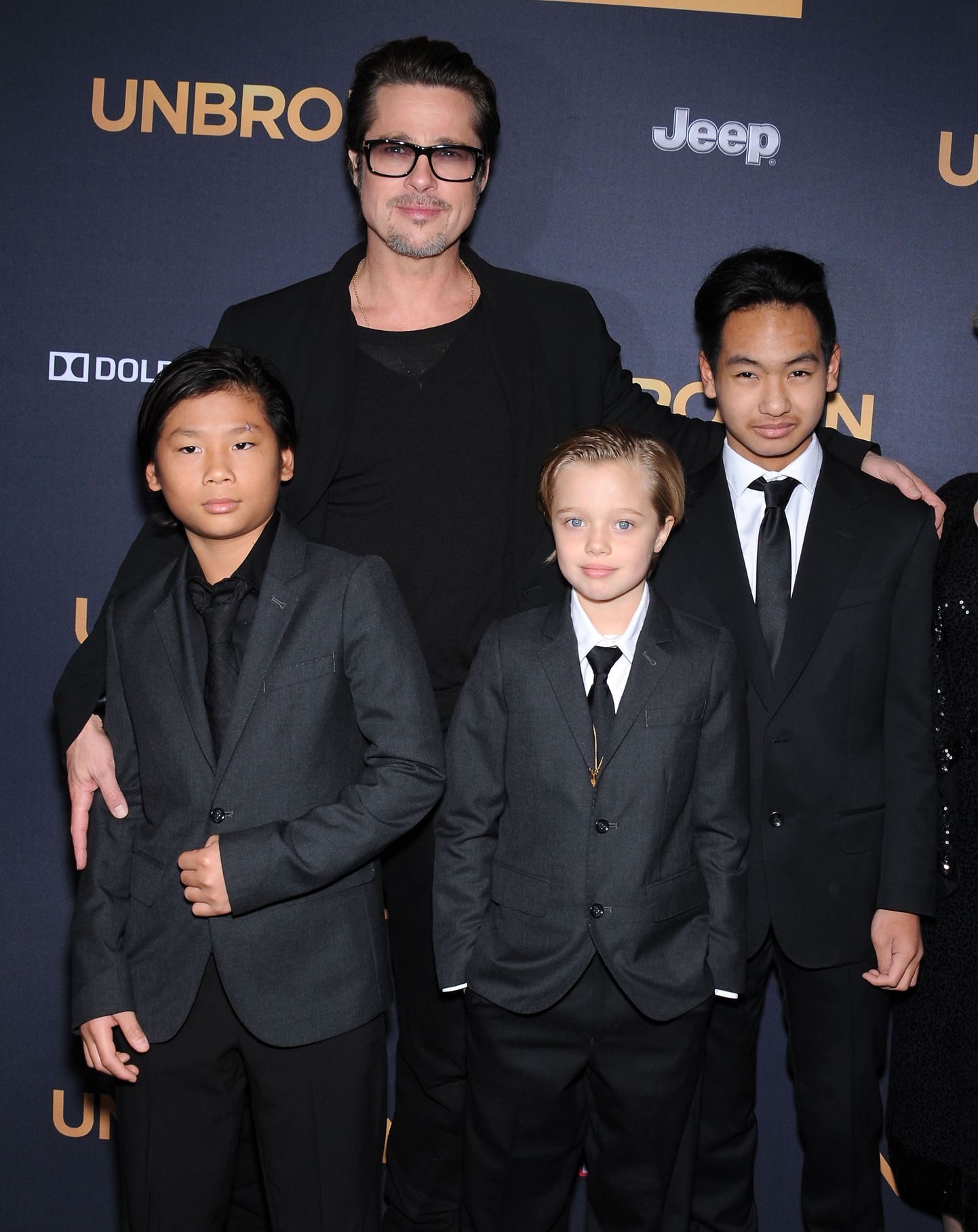 Brad Pitt koos oma kuuest lapsest kolmega. Paremalt: Maddox Jolie-Pitt, Shiloh Jolie-Pitt and Pax Jolie-Pitt