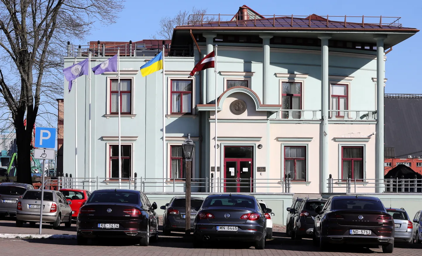 Ventspils brīvostas pārvaldes ēka.