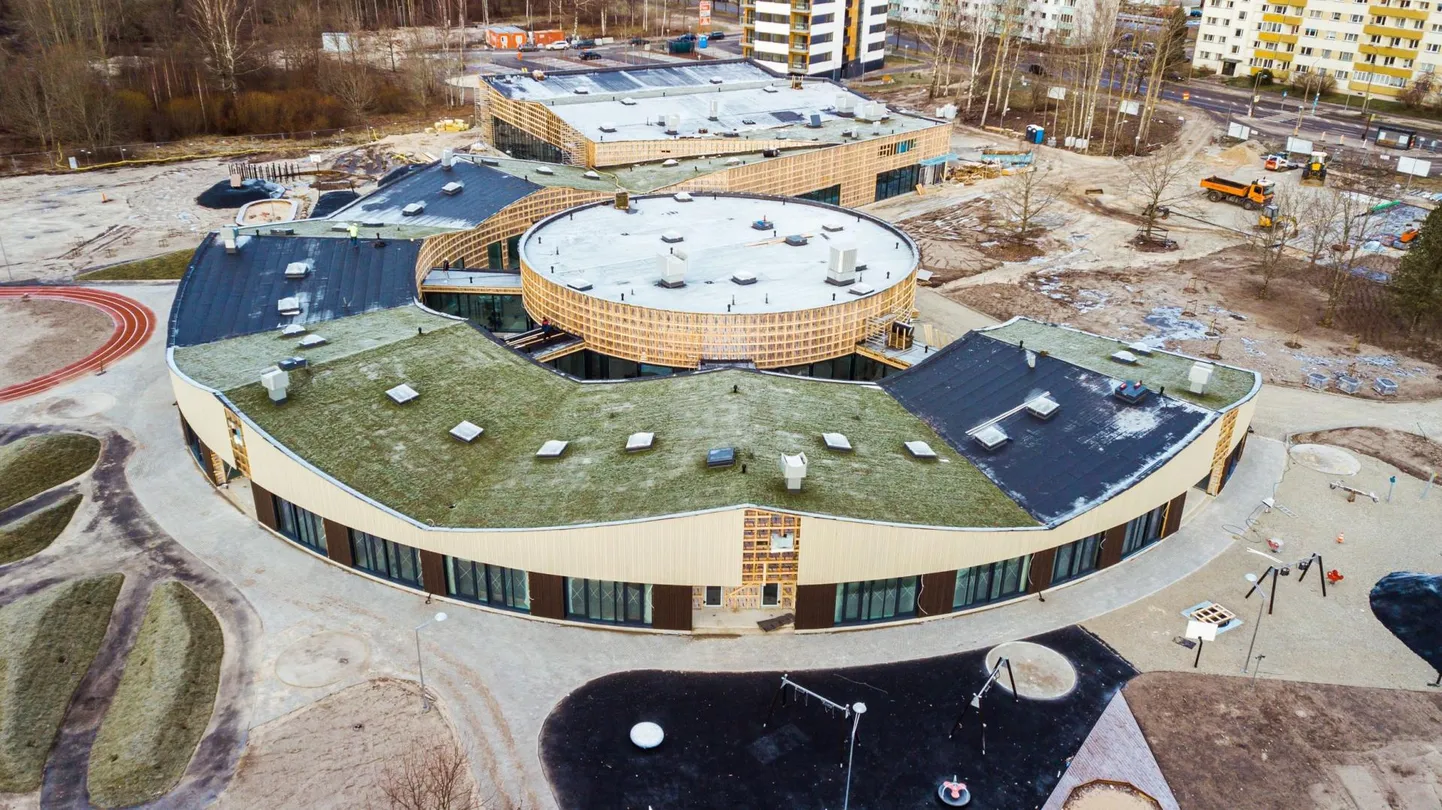 Pärnu Raja tänava lasteaed ja ujula valmivad juuniks, kuid laste kilkeid hakkab majast kostma septembrist.
