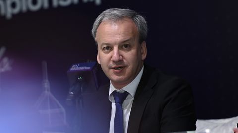 ELi sanktsioonide alla jäänud maleliidu president andis ameti ajutiselt eksmaailmameistrile