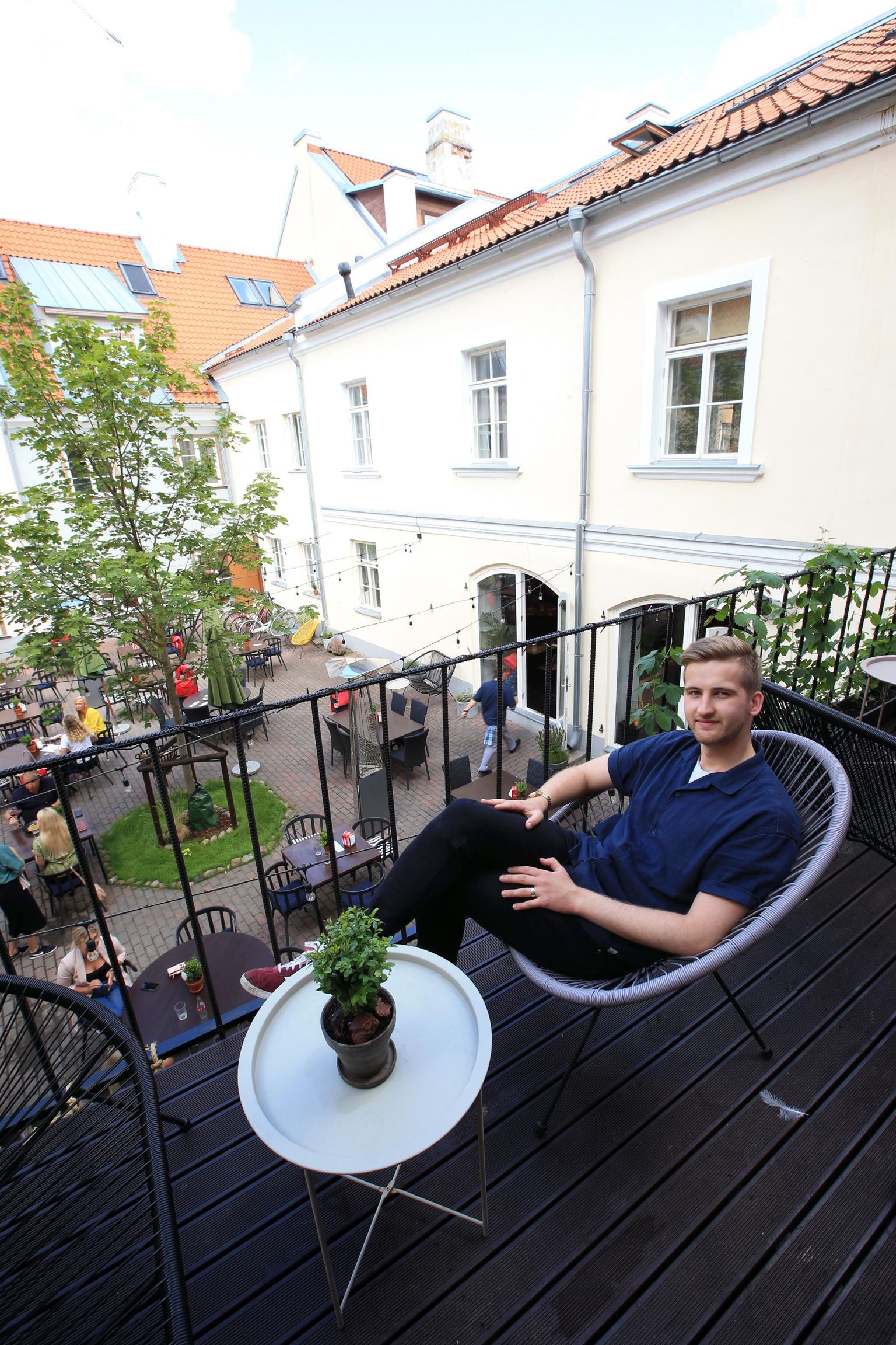 Pepe’si üks omanik Martin Sõgel ütles, et nädalavahetustel ei mahu kõik soovijad uue söögikoha terrassile ära.