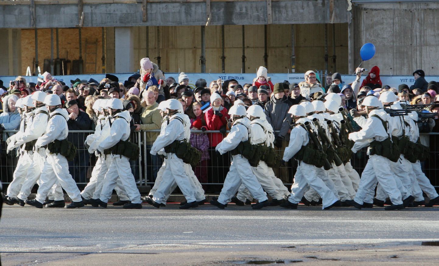 Viimati toimus vabariigi aastapäeva paraad Pärnus kuus aastat tagasi. Arhiivifoto.