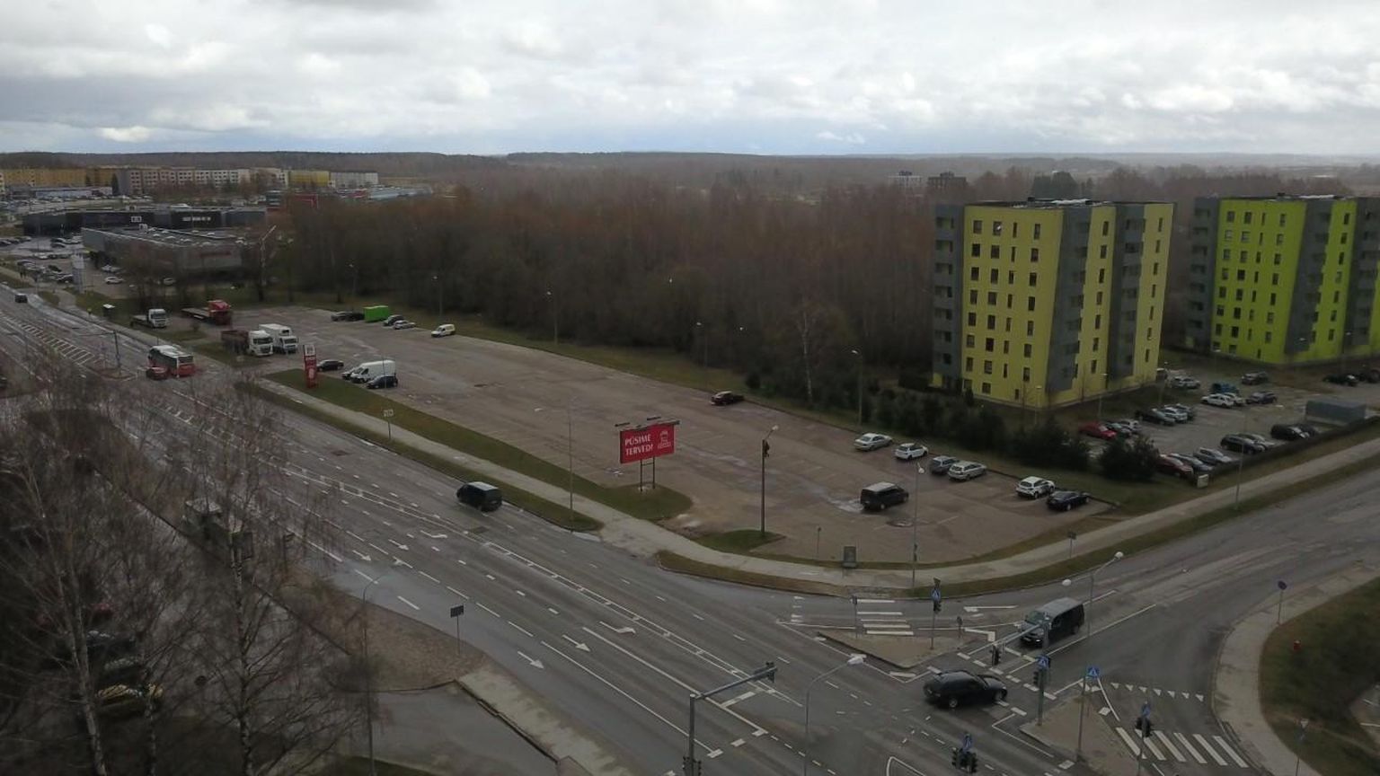 Uue Tartu politseimaja koha otsingul on sõelale jäänud ka Annelinnas Kalda 11 maatükk Luha tänava kortermajade taga.