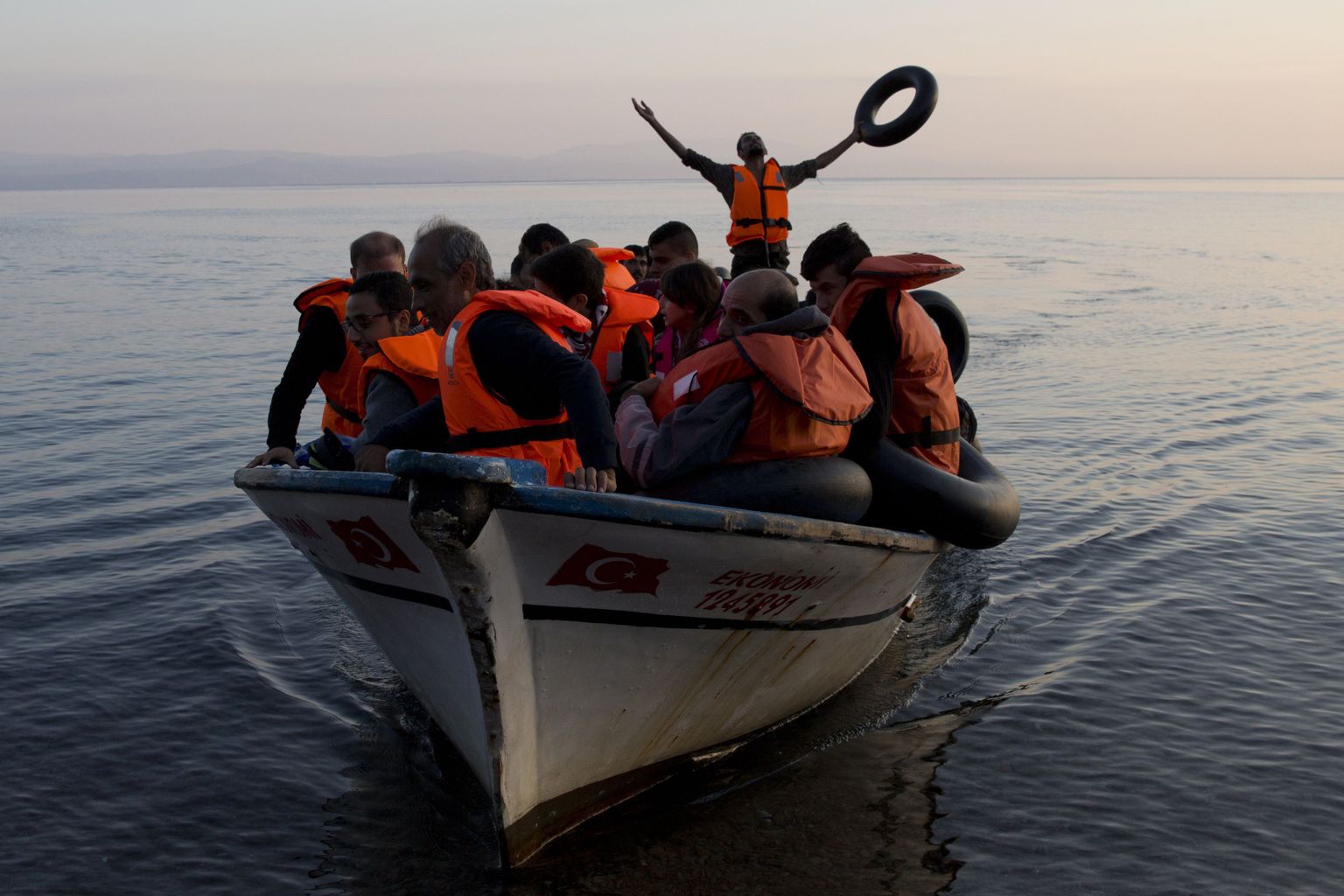 Türgist Kreeka Lesbose saarele jõudnud migrandid.
