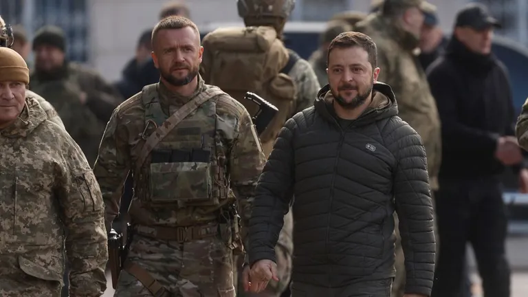 Офис президента Украины опубликовал фото Зеленского из Херсона