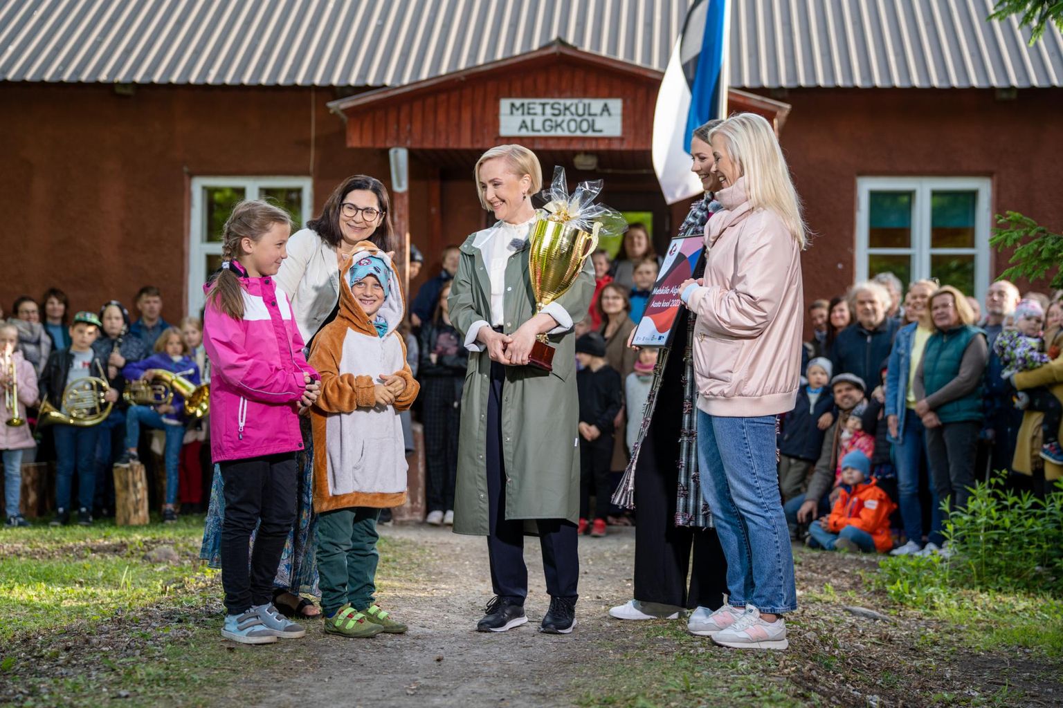 Metsküla algkool võitis aasta kooli tiitli 40 kooli seas.