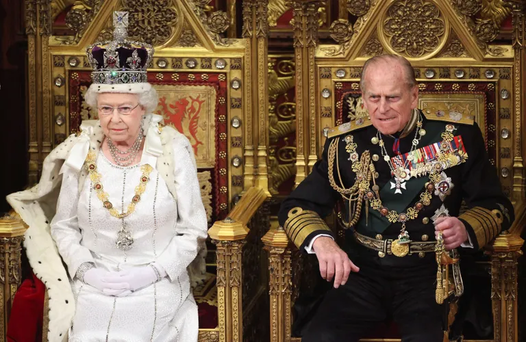 Briti kuninganna Elizabeth Ii ja ta abikaasa prints Philip 9. mail 2012 parlamendi ülemkoja ehk lordide koja avaistungil