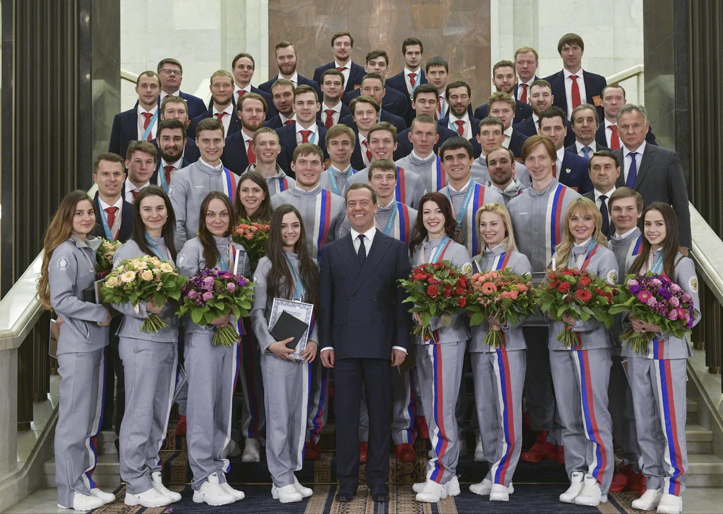 "Mul on kahju, et teie triumf polnud täiuslik. Oleksin tahtnud, et teil olnuks võimalus võistelda parimate Venemaa sportlaste vastu," kirjutas venelaste advokaat Christof Wieschemann.