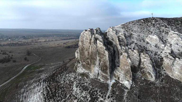 Меловые скалы Белокузьминовки в Донецкой и Луганской областях являются домом для некоторых из самых ценных минералов Украины