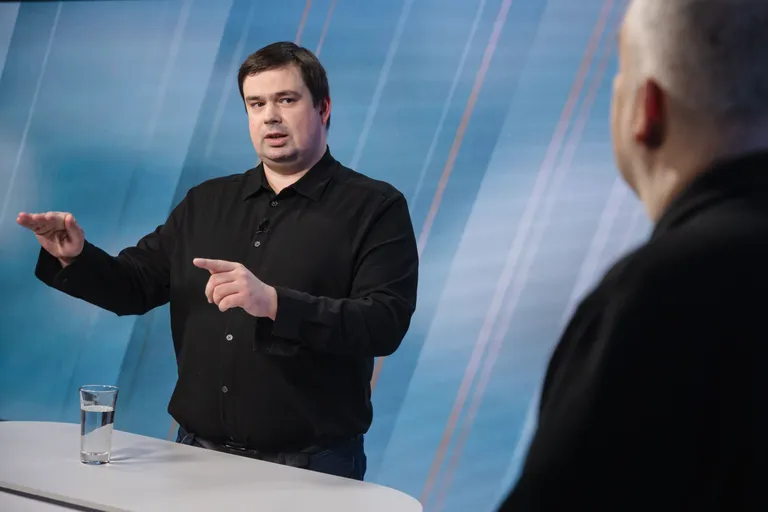 Фрагмент передачи.