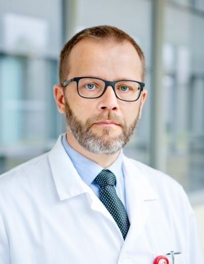 dr Tiit Suuroja.