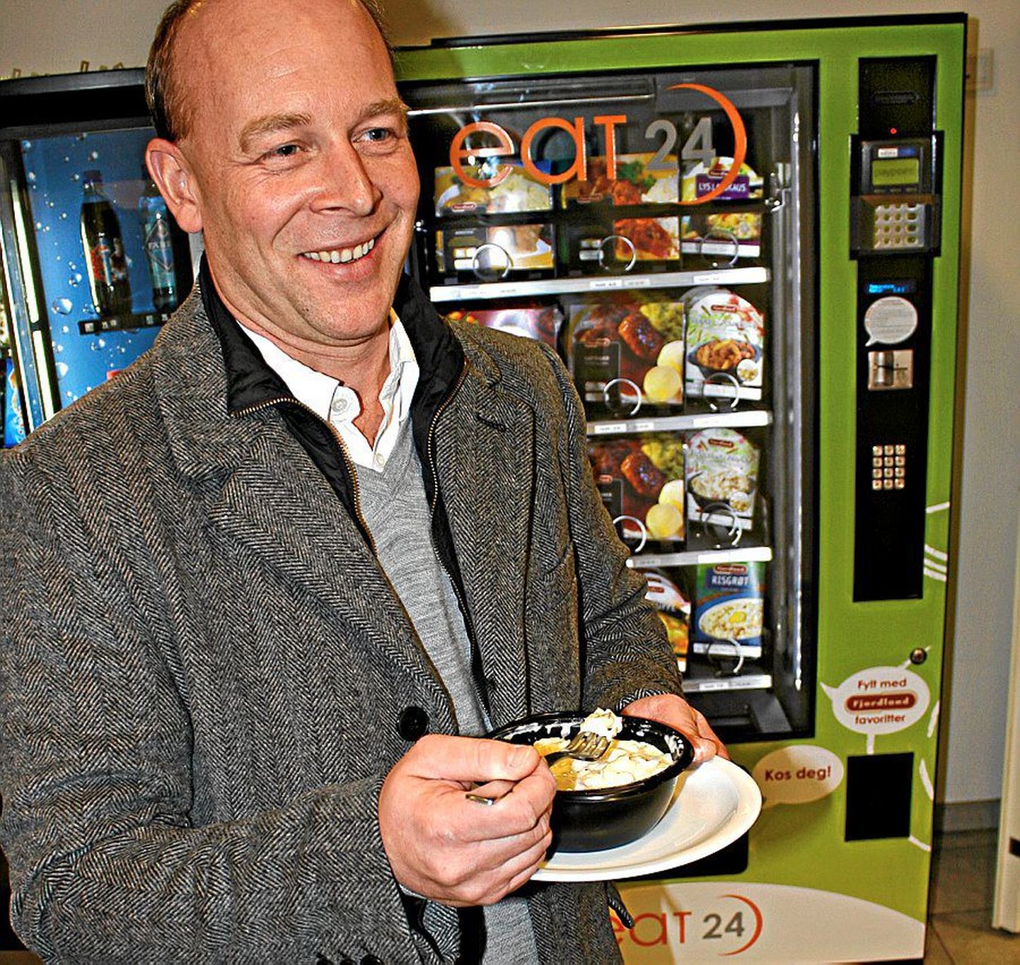 Norras asuvas säästuhotellis saab süüa osta valmistoiduautomaadist.