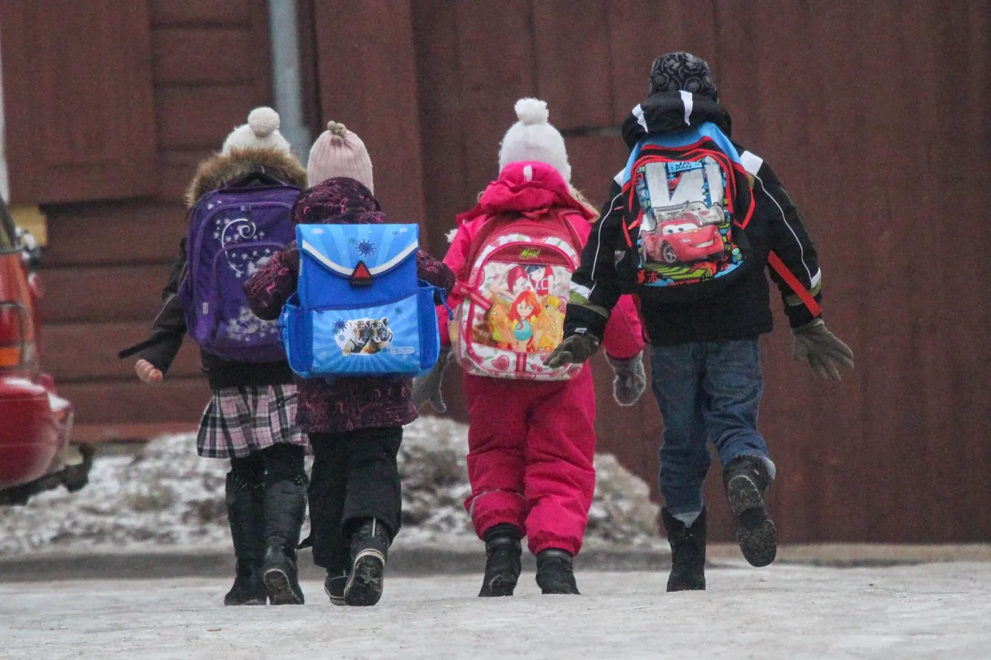 Koalitsioonileppes on kirjas, et pärast reformi hakkab õpe lasteaedades ja koolides toimuma eesti keeles.