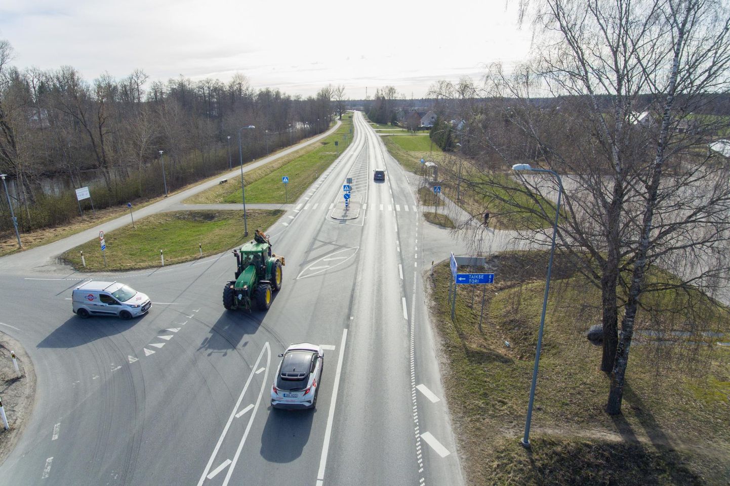 Pärnu–Rakvere maanteel asuvale Türi-Alliku ristmikul rajatakse Türi poole niinimetatud šikaan.