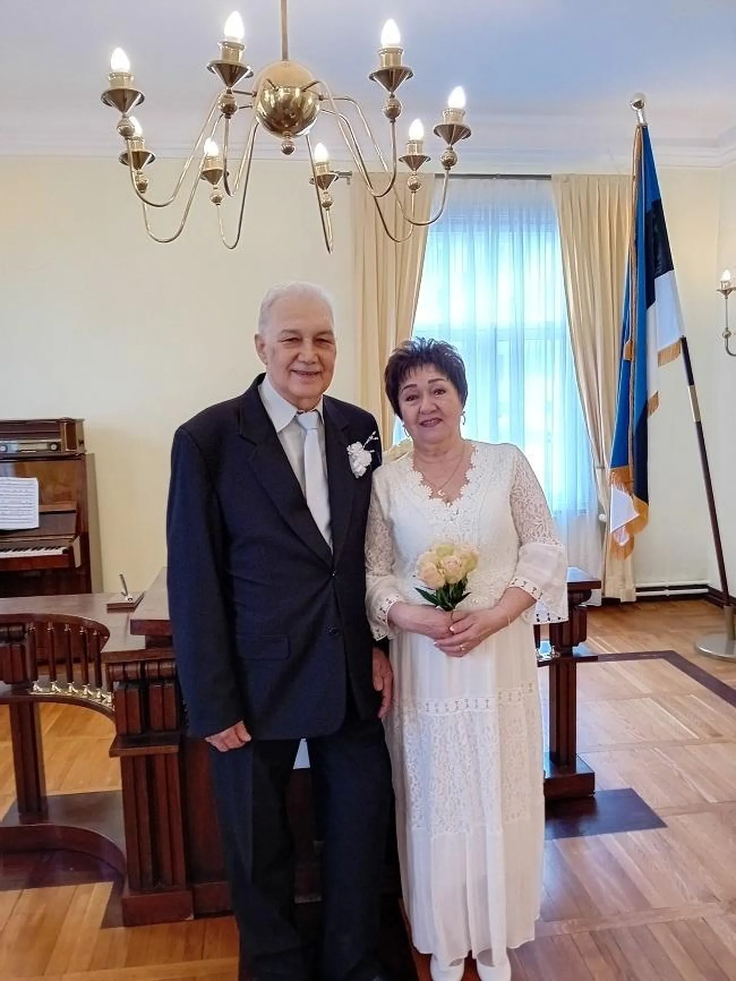 Зоя и Евгений Федотовы отпраздновали золотую свадьбу.