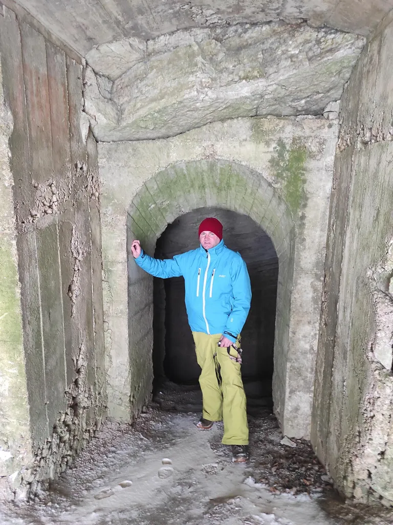 Grenaderi katakombid on küll väikesed, aga katakombid. Prantslastele, kes Maginot’ liini tunnevad, on see nagu kartulikelder, arvab matkajuht Marko Kaldur.