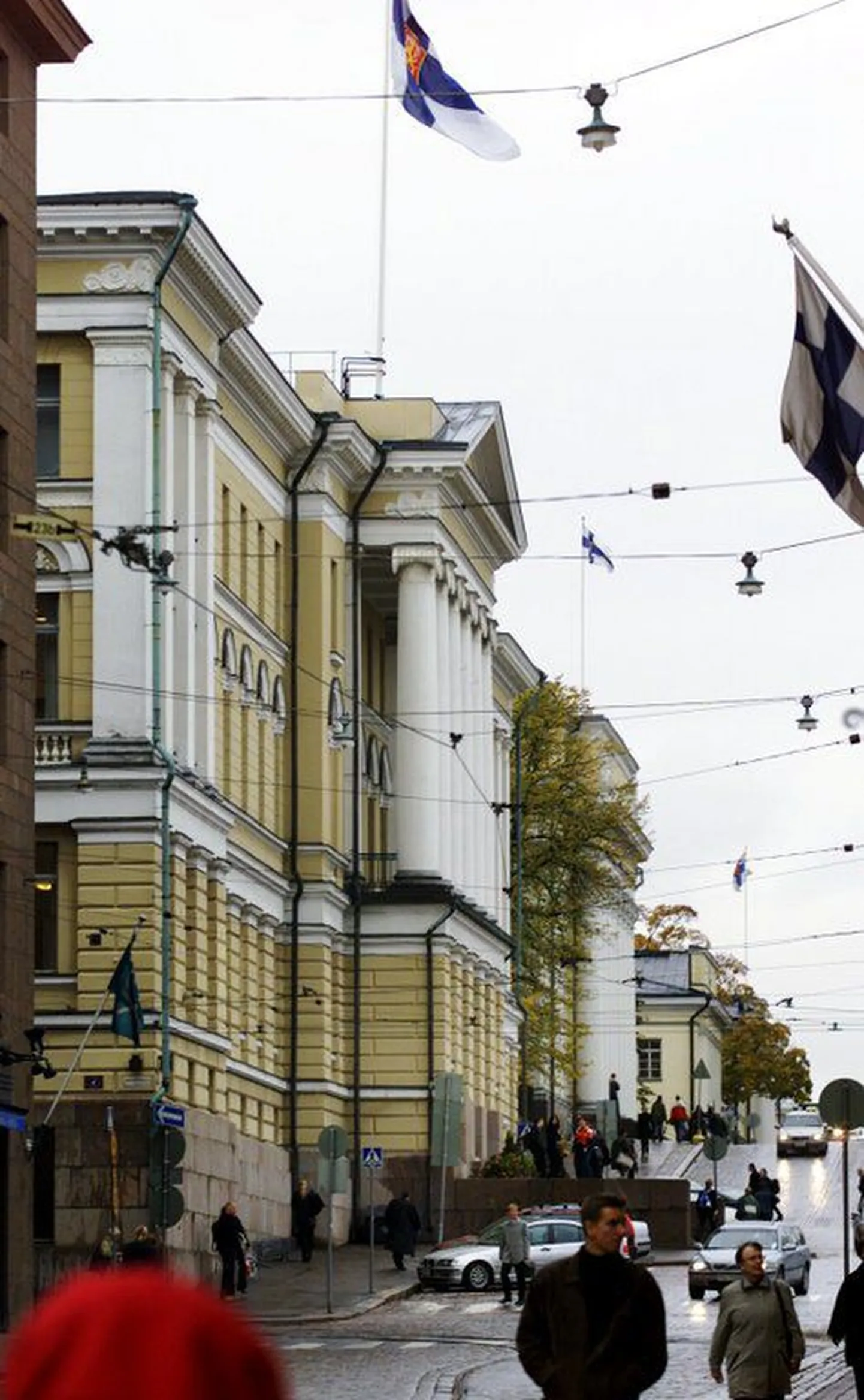 Pildil on Helsingi Ülikooli peahoone..