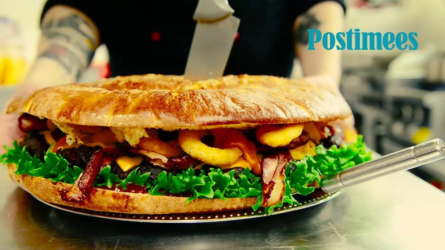 Hiiglasliku burgeri müügist läheb osa tulust Pärnu naiste tugikeskusele.