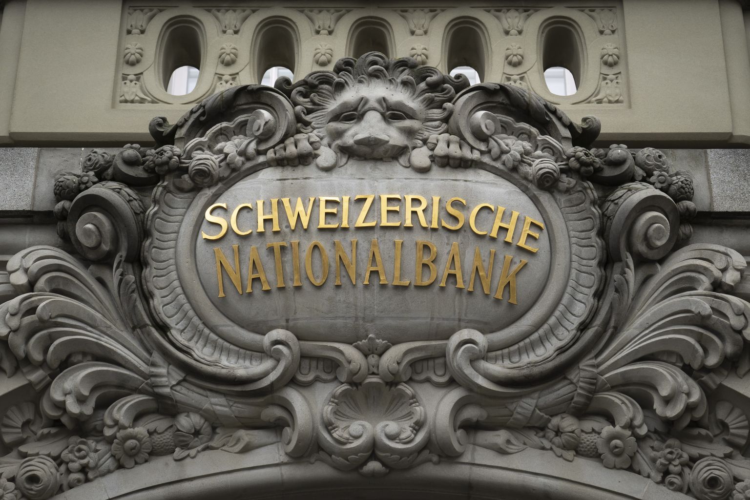 Šveitsi keskpank tõstis täna baasintressimäära