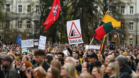 Protestid sundisid Leedu valitsust ringhäälinguseaduse muutmist pehmendama